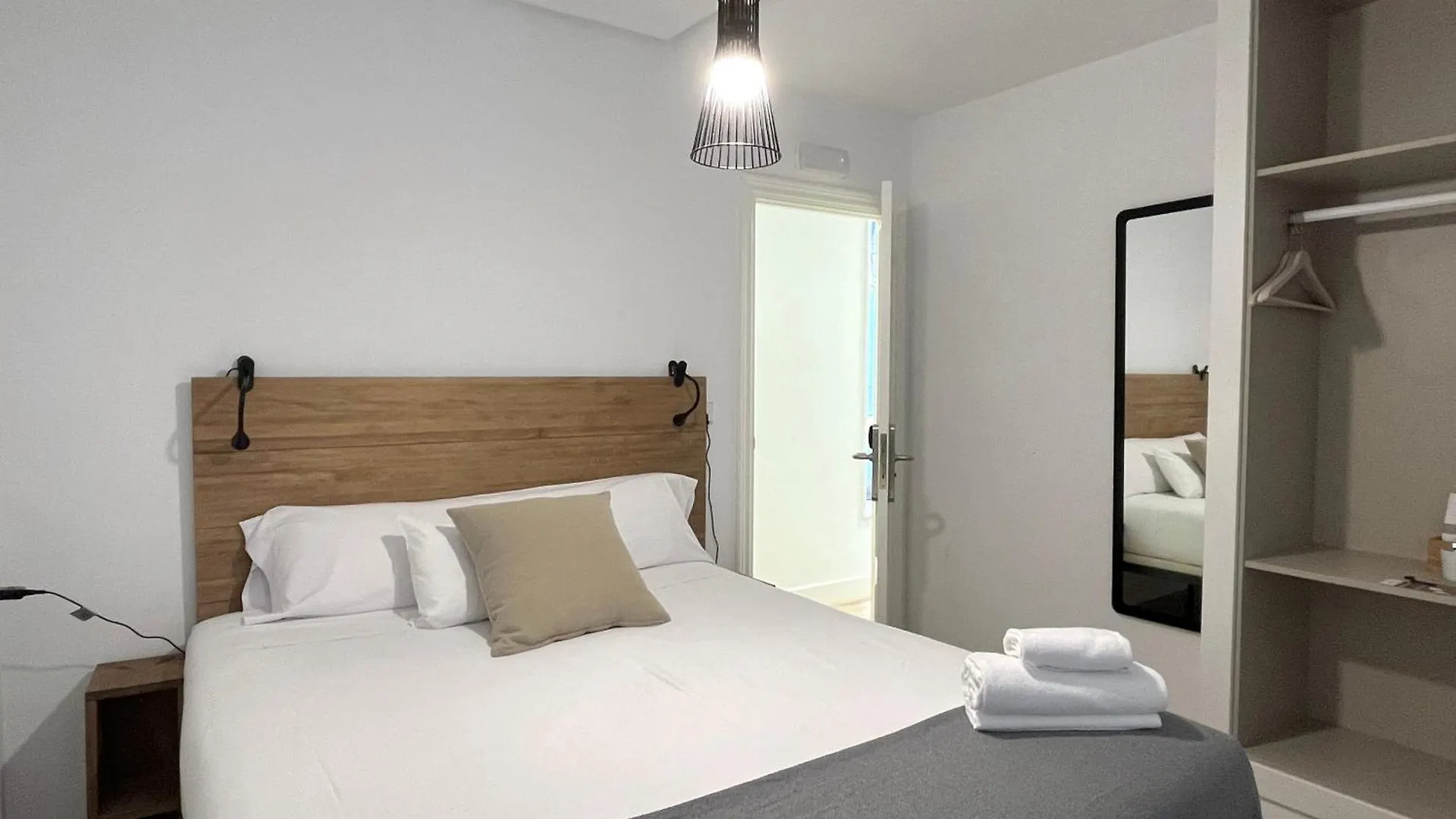 7 Kale Bed And Breakfast Bilbao