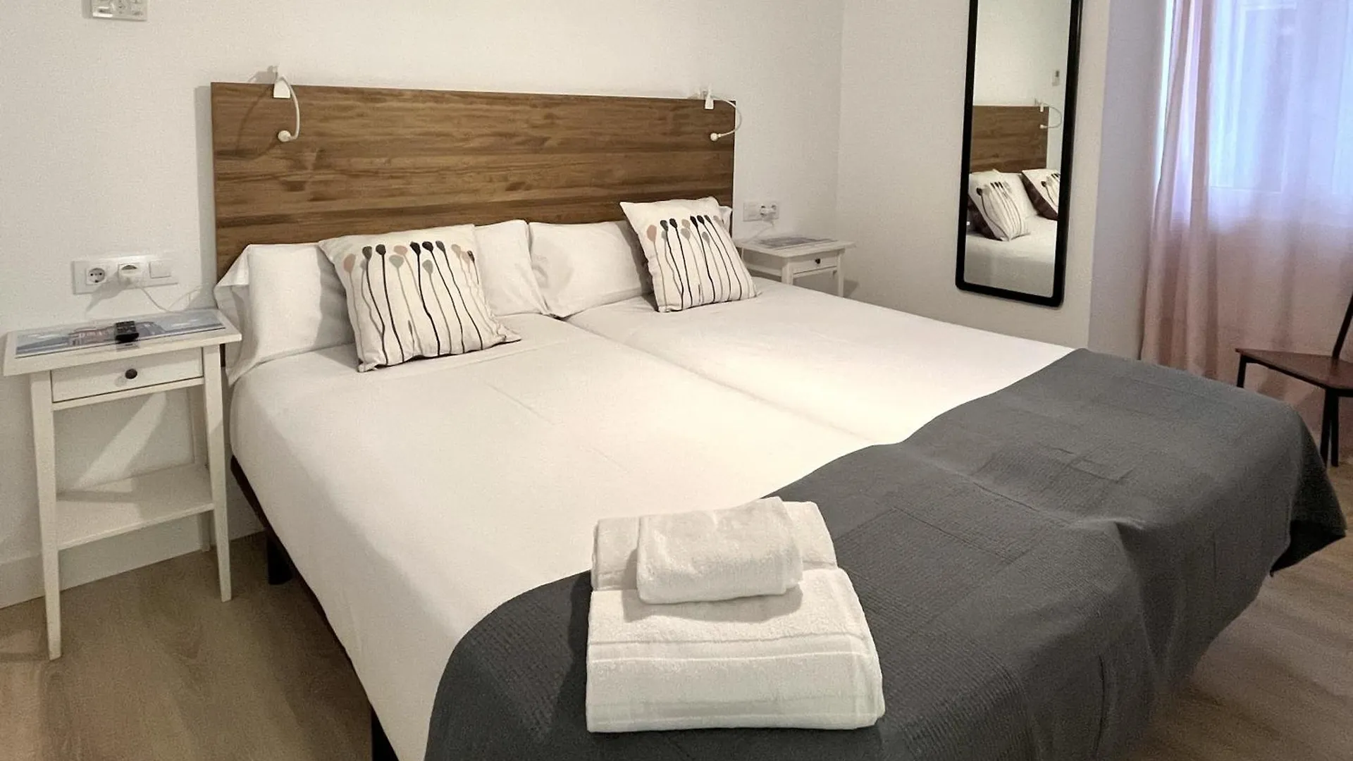 7 Kale Bed And Breakfast Bilbao